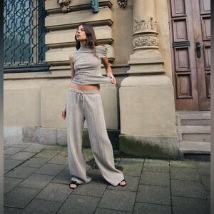 Zara TEXTURED WIDE LEG PANTS